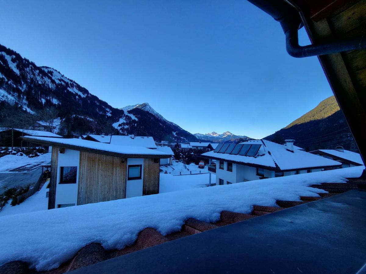 Am Muehlbach - Ferienwohnungen Luttinger Бихльбах Экстерьер фото