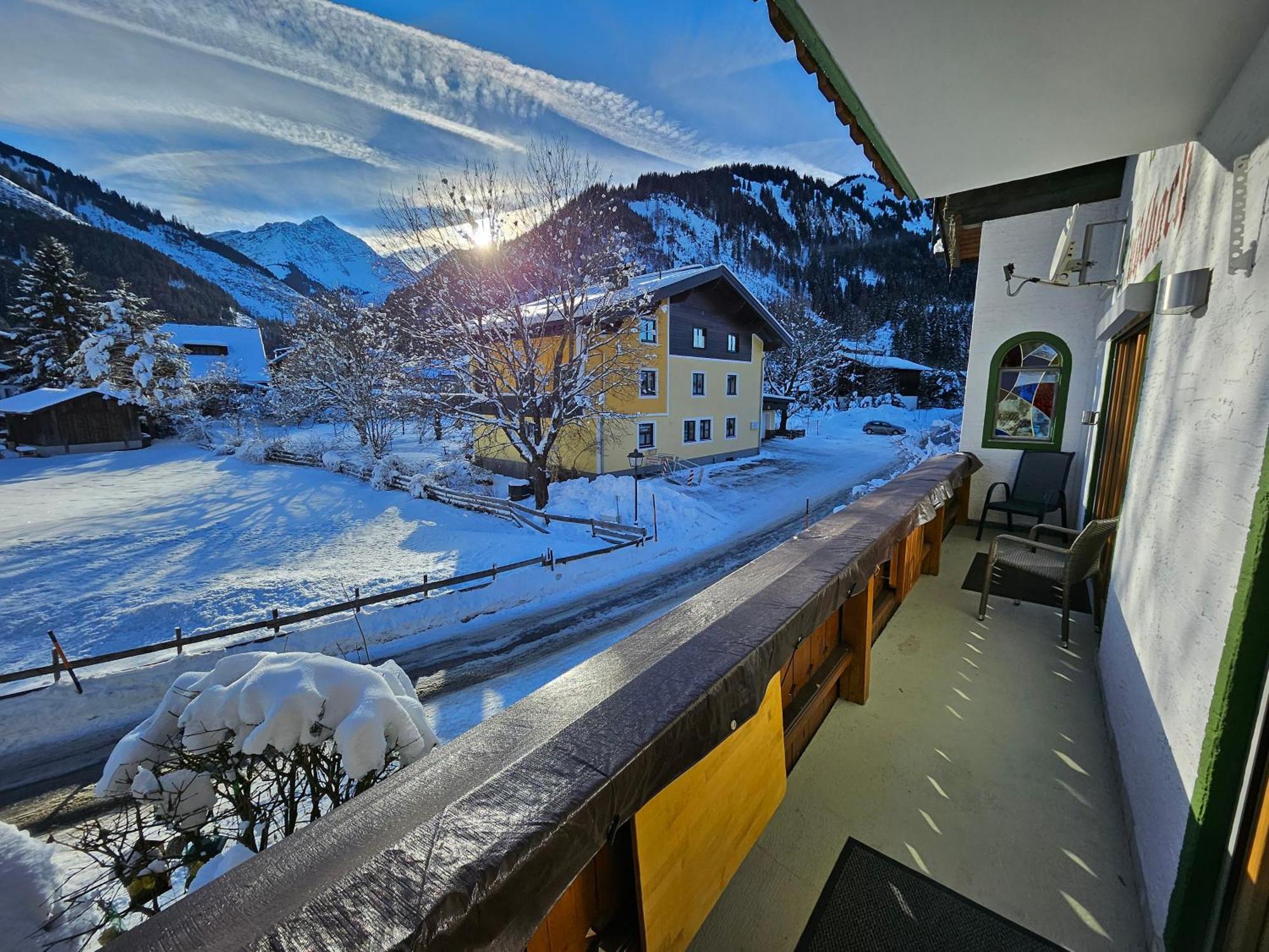 Am Muehlbach - Ferienwohnungen Luttinger Бихльбах Экстерьер фото