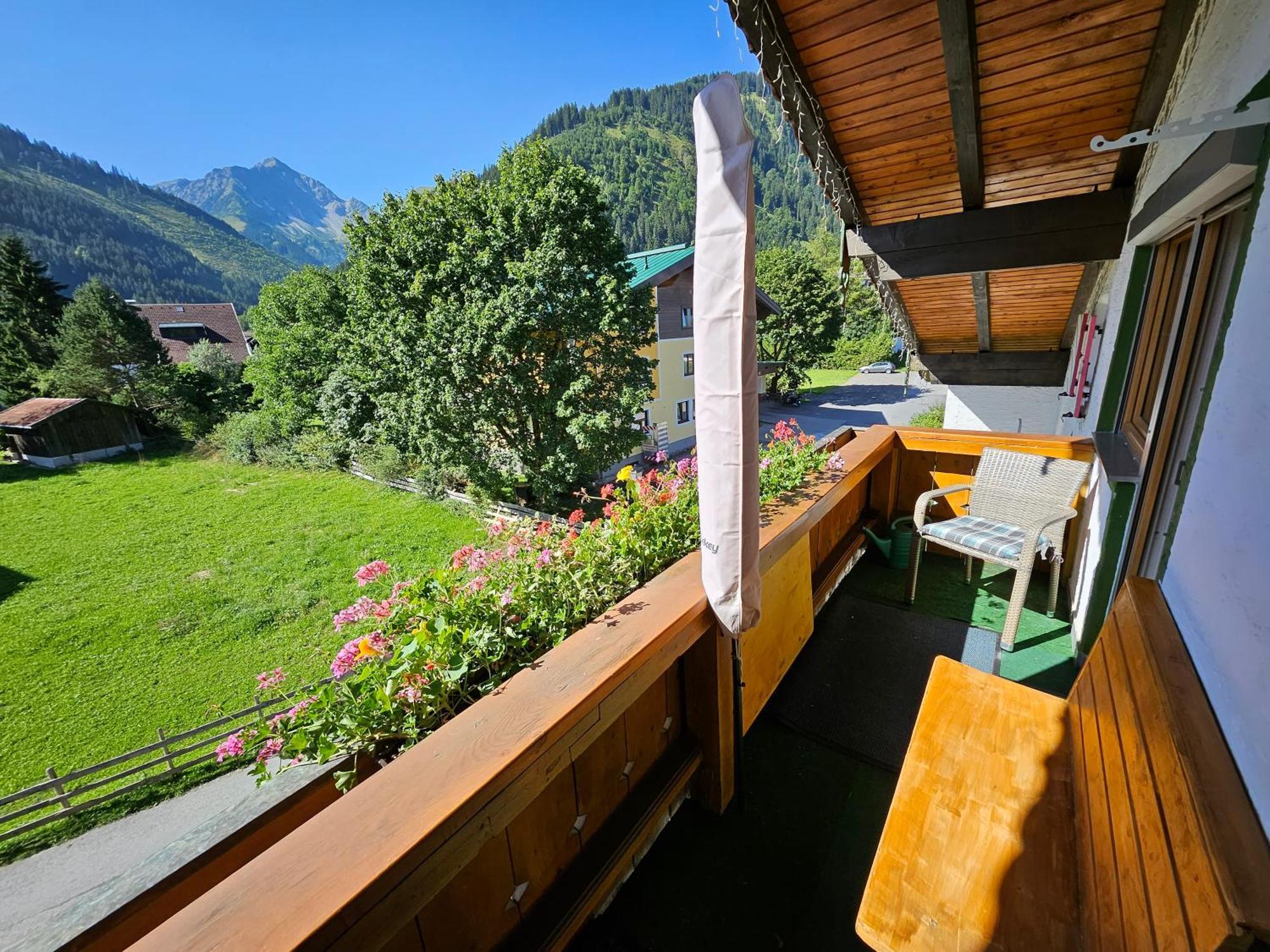Am Muehlbach - Ferienwohnungen Luttinger Бихльбах Экстерьер фото